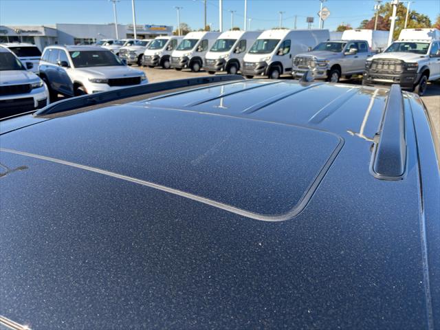 2025 Jeep Grand Cherokee GRAND CHEROKEE LAREDO X 4X4 2025 Jeep Grand Cherokee GRAND CHEROKEE LAREDO X 4X4