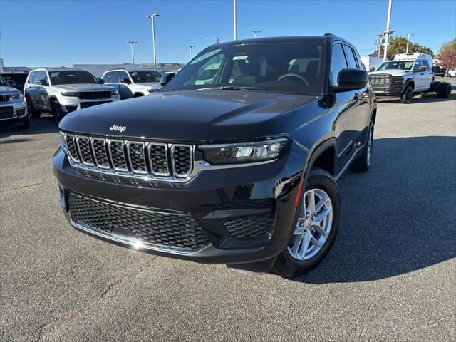 2025 Jeep Grand Cherokee GRAND CHEROKEE LAREDO X 4X4 2025 Jeep Grand Cherokee GRAND CHEROKEE LAREDO X 4X4