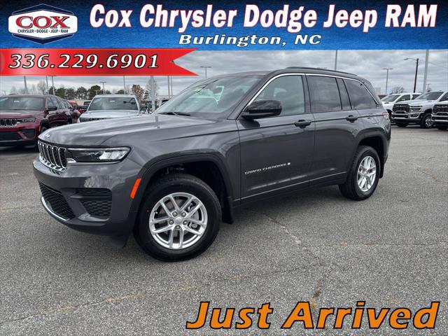 2025 Jeep Grand Cherokee GRAND CHEROKEE LAREDO X 4X4
