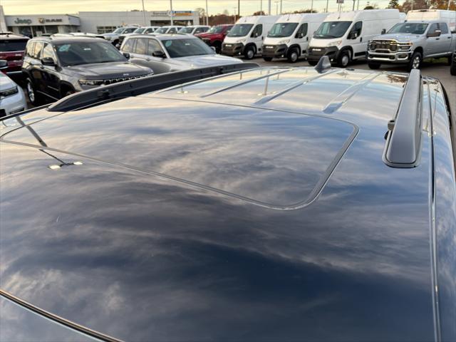 2025 Jeep Grand Cherokee GRAND CHEROKEE LAREDO X 4X4 2025 Jeep Grand Cherokee GRAND CHEROKEE LAREDO X 4X4