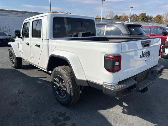 2026 Jeep Gladiator GLADIATOR SPORT S 4X4 2026 Jeep Gladiator GLADIATOR SPORT S 4X4