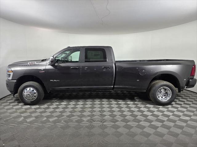 2026 RAM Ram 3500 RAM 3500 LARAMIE CREW CAB 4X4 8 BOX