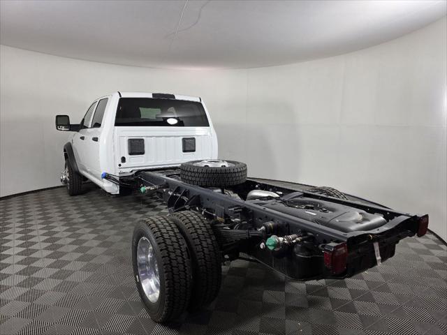 2026 RAM Ram 5500 Chassis Cab RAM 5500 TRADESMAN CHASSIS CREW CAB 4X4 84 CA 2026 RAM Ram 5500 Chassis Cab RAM 5500 TRADESMAN CHASSIS CREW CAB 4X4 84 CA