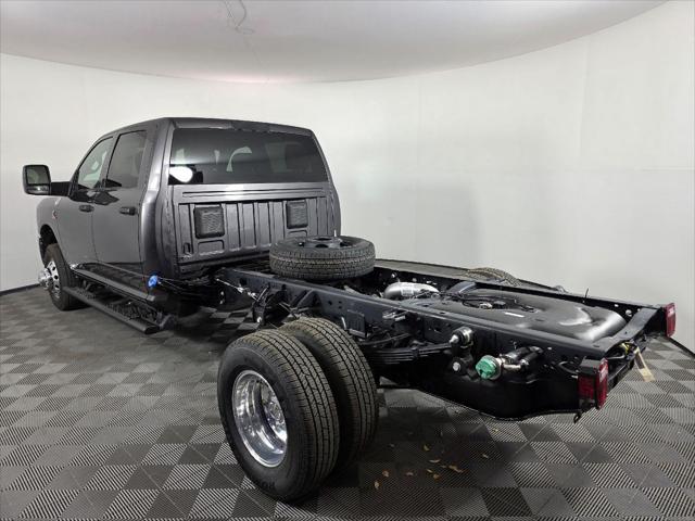 2026 RAM Ram 3500 Chassis Cab RAM 3500 TRADESMAN CREW CAB CHASSIS 4X4 60 CA 2026 RAM Ram 3500 Chassis Cab RAM 3500 TRADESMAN CREW CAB CHASSIS 4X4 60 CA