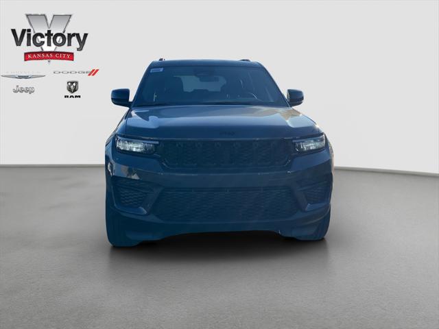 2025 Jeep Grand Cherokee GRAND CHEROKEE ALTITUDE 4X4 2025 Jeep Grand Cherokee GRAND CHEROKEE ALTITUDE 4X4