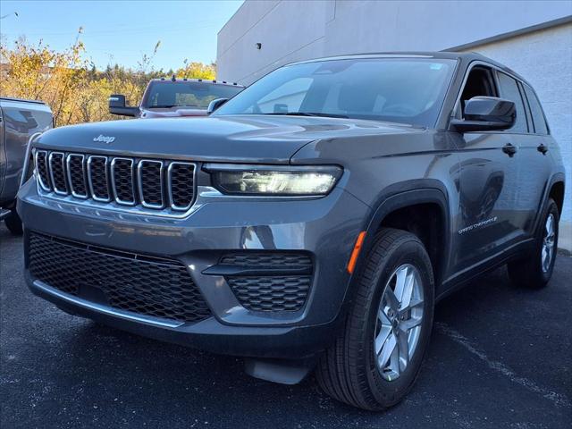 2025 Jeep Grand Cherokee GRAND CHEROKEE LAREDO X 4X4 2025 Jeep Grand Cherokee GRAND CHEROKEE LAREDO X 4X4