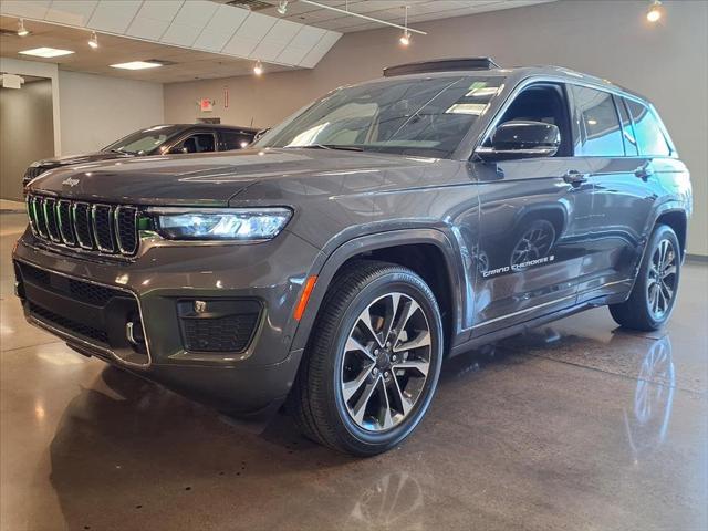 2025 Jeep Grand Cherokee GRAND CHEROKEE OVERLAND 4X4