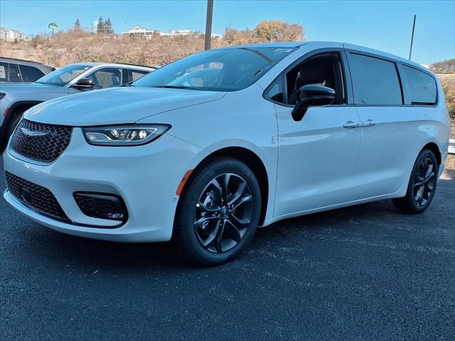 2026 Chrysler Pacifica PACIFICA SELECT 2026 Chrysler Pacifica PACIFICA SELECT