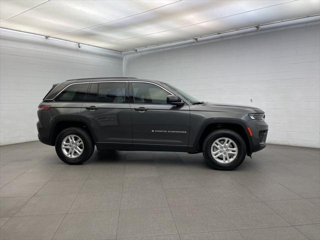 2025 Jeep Grand Cherokee GRAND CHEROKEE LAREDO 4X2