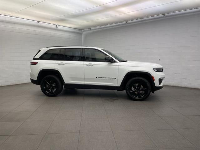2025 Jeep Grand Cherokee GRAND CHEROKEE LIMITED 4X2