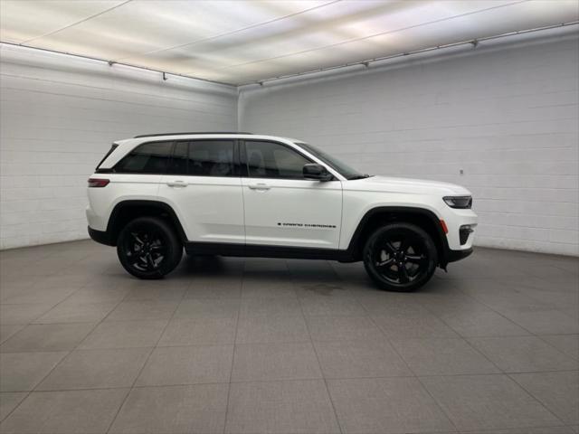 2025 Jeep Grand Cherokee GRAND CHEROKEE LIMITED 4X2