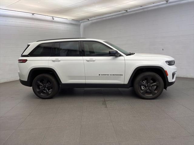 2025 Jeep Grand Cherokee GRAND CHEROKEE LIMITED 4X2 2025 Jeep Grand Cherokee GRAND CHEROKEE LIMITED 4X2