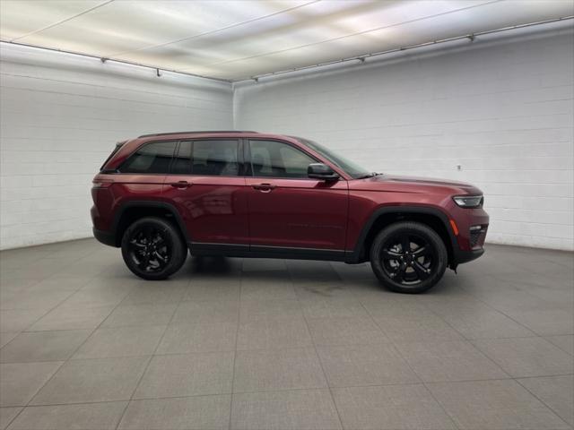 2025 Jeep Grand Cherokee GRAND CHEROKEE LIMITED 4X4 2025 Jeep Grand Cherokee GRAND CHEROKEE LIMITED 4X4