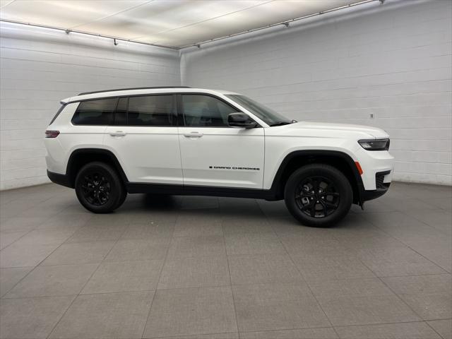 2025 Jeep Grand Cherokee GRAND CHEROKEE L ALTITUDE X 4X2