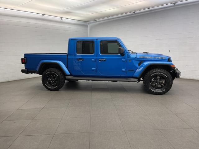 2025 Jeep Gladiator GLADIATOR HIGH TIDE 4X4 2025 Jeep Gladiator GLADIATOR HIGH TIDE 4X4