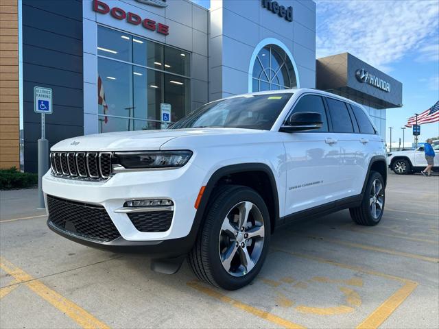2025 Jeep Grand Cherokee GRAND CHEROKEE LIMITED 4X4 2025 Jeep Grand Cherokee GRAND CHEROKEE LIMITED 4X4