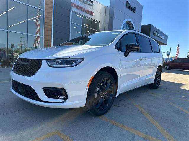 2026 Chrysler Pacifica PACIFICA LIMITED AWD 2026 Chrysler Pacifica PACIFICA LIMITED AWD