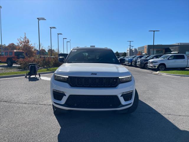 2025 Jeep Grand Cherokee GRAND CHEROKEE SUMMIT 4X4