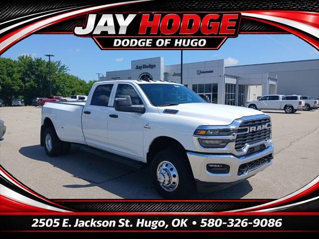 2026 RAM Ram 3500 RAM 3500 TRADESMAN CREW CAB 4X4 8 BOX