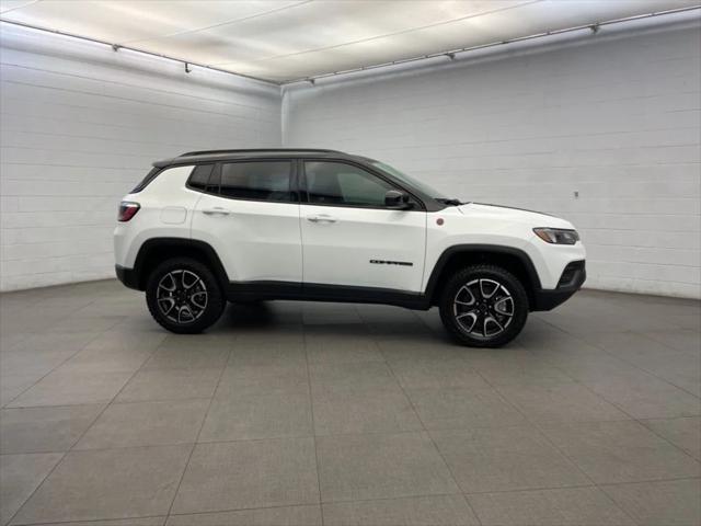 2026 Jeep Compass COMPASS TRAILHAWK 4X4 2026 Jeep Compass COMPASS TRAILHAWK 4X4