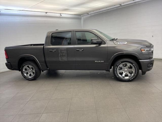 2025 RAM Ram 1500 RAM 1500 LONE STAR CREW CAB 4X2 57 BOX