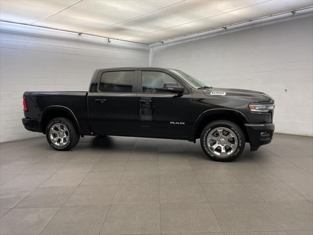 2025 RAM Ram 1500 RAM 1500 LONE STAR CREW CAB 4X2 57 BOX