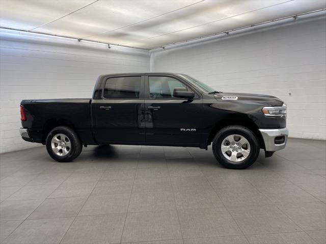 2025 RAM Ram 1500 RAM 1500 TRADESMAN CREW CAB 4X2 57 BOX 2025 RAM Ram 1500 RAM 1500 TRADESMAN CREW CAB 4X2 57 BOX
