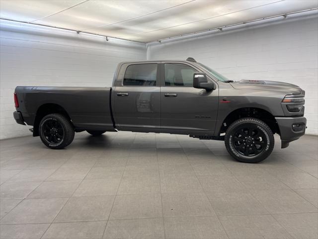 2026 RAM Ram 3500 RAM 3500 LARAMIE CREW CAB 4X4 8 BOX