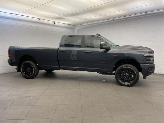 2026 RAM Ram 3500 RAM 3500 LARAMIE CREW CAB 4X4 8 BOX