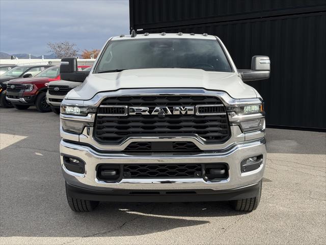 2026 RAM Ram 3500 RAM 3500 TRADESMAN CREW CAB 4X4 8 BOX