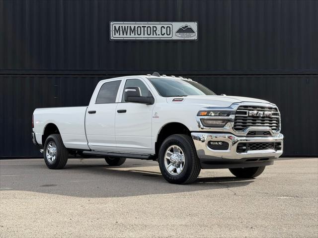 2026 RAM Ram 3500 RAM 3500 TRADESMAN CREW CAB 4X4 8 BOX