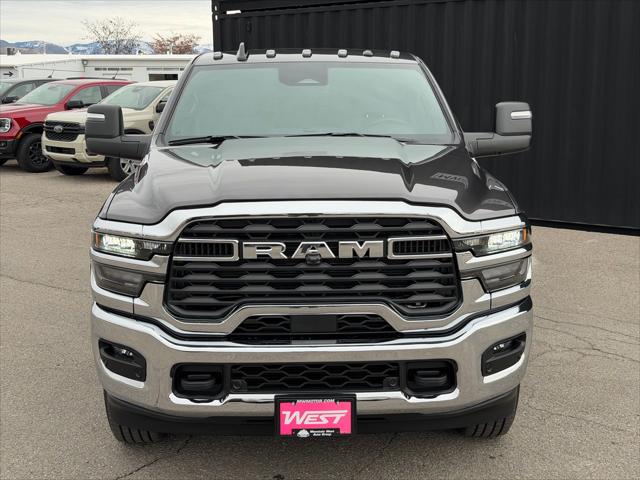 2026 RAM Ram 3500 RAM 3500 TRADESMAN CREW CAB 4X4 8 BOX