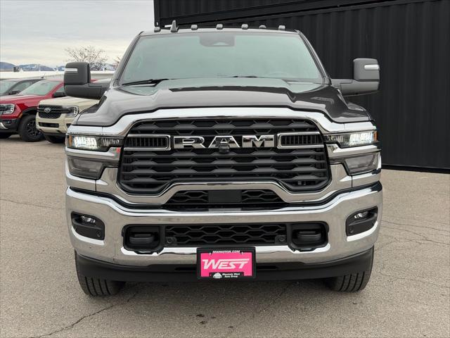 2026 RAM Ram 3500 RAM 3500 TRADESMAN CREW CAB 4X4 8 BOX