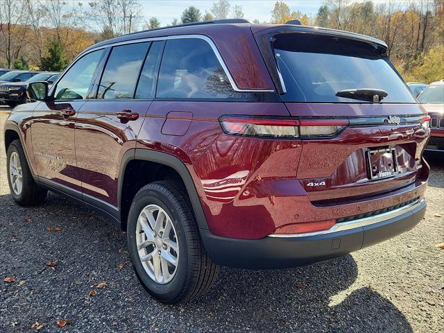 2025 Jeep Grand Cherokee GRAND CHEROKEE LAREDO X 4X4 2025 Jeep Grand Cherokee GRAND CHEROKEE LAREDO X 4X4