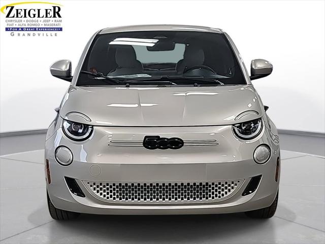 2025 Fiat FIAT 500e GIORGIO ARMANI Collectors Edition