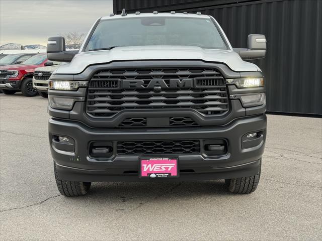 2026 RAM Ram 3500 Chassis Cab RAM 3500 TRADESMAN CREW CAB CHASSIS 4X4 60 CA 2026 RAM Ram 3500 Chassis Cab RAM 3500 TRADESMAN CREW CAB CHASSIS 4X4 60 CA