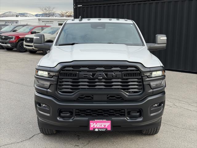 2026 RAM Ram 3500 Chassis Cab RAM 3500 TRADESMAN CREW CAB CHASSIS 4X4 60 CA 2026 RAM Ram 3500 Chassis Cab RAM 3500 TRADESMAN CREW CAB CHASSIS 4X4 60 CA