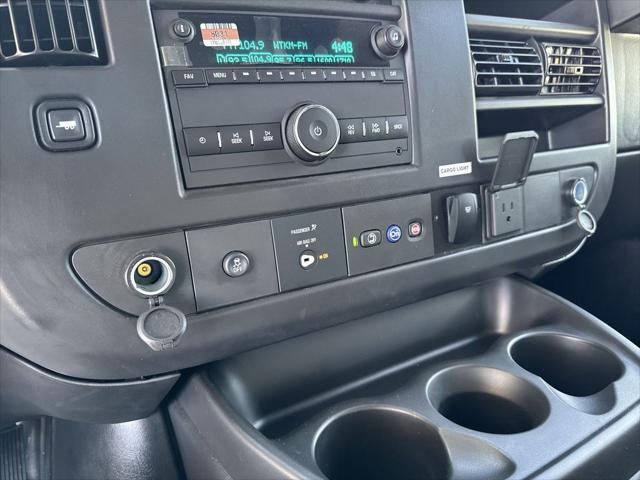 2025 GMC Savana Cutaway Work Van