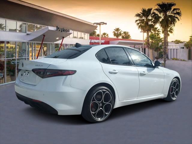 2024 Alfa Romeo Giulia Veloce AWD 2024 Alfa Romeo Giulia Veloce AWD