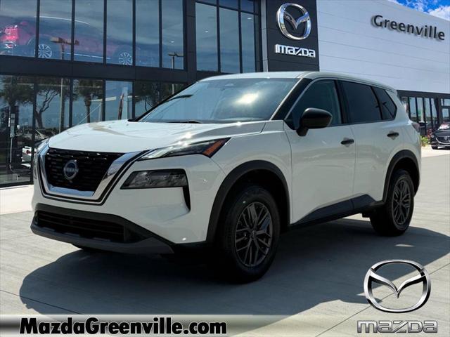 2023 Nissan Rogue S FWD