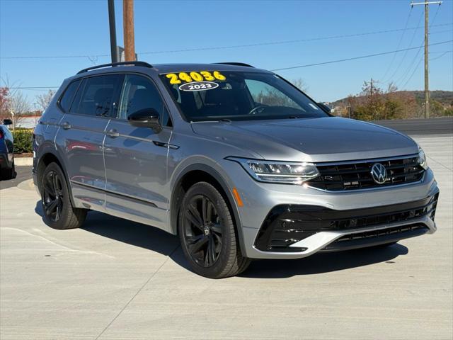2023 Volkswagen Tiguan 2.0T SE R-Line Black