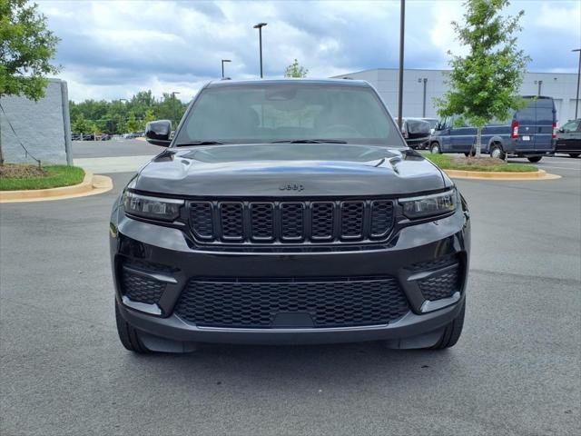 2023 Jeep Grand Cherokee Altitude 4x4 2023 Jeep Grand Cherokee Altitude 4x4