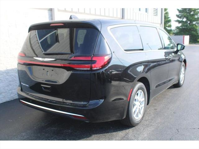 2025 Chrysler Pacifica PACIFICA SELECT 2025 Chrysler Pacifica PACIFICA SELECT