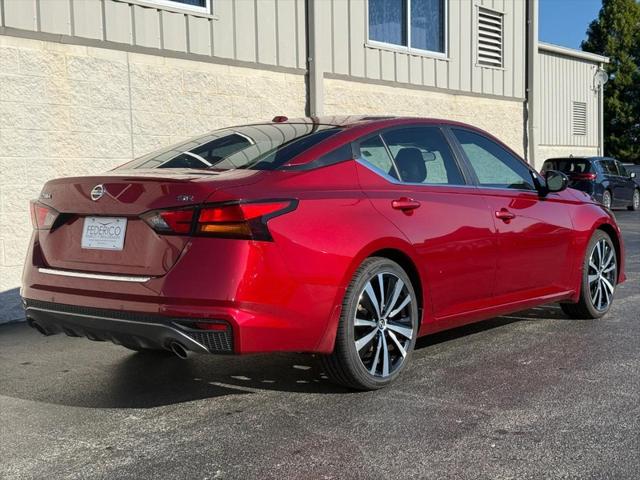 2020 Nissan Altima SR FWD 2020 Nissan Altima SR FWD