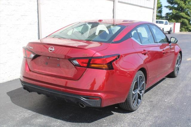 2023 Nissan Altima SR FWD