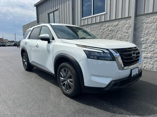 2025 Nissan Pathfinder SV 4WD