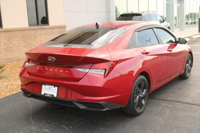 2022 Hyundai Elantra SEL 2022 Hyundai Elantra SEL