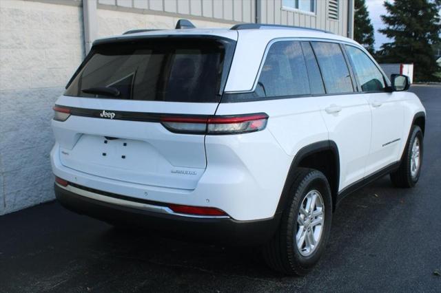 2022 Jeep Grand Cherokee Laredo 4x4