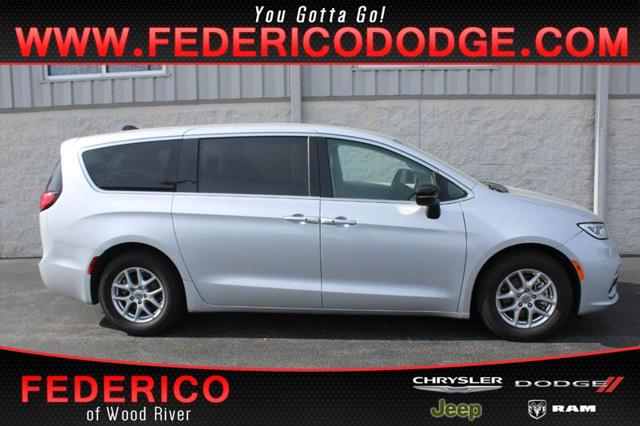 2024 Chrysler Pacifica Touring L 2024 Chrysler Pacifica Touring L