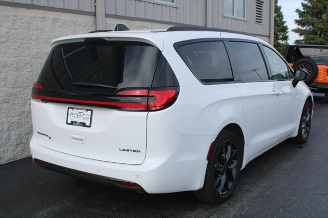 2025 Chrysler Pacifica Limited 2025 Chrysler Pacifica Limited